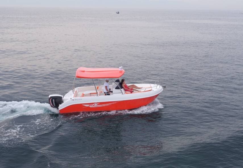 Moonday Yatch 650 SD Sürat Teknesi Standart Aksesuarlı