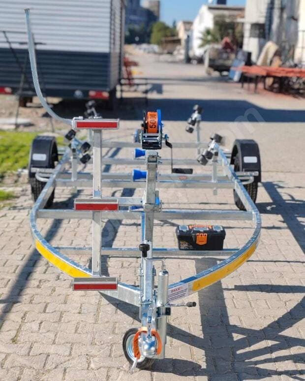 5M Yükleme Alanı 750KG Tek Dingil Standart Şase
